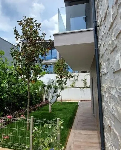 别墅 Private At Olea Luxury